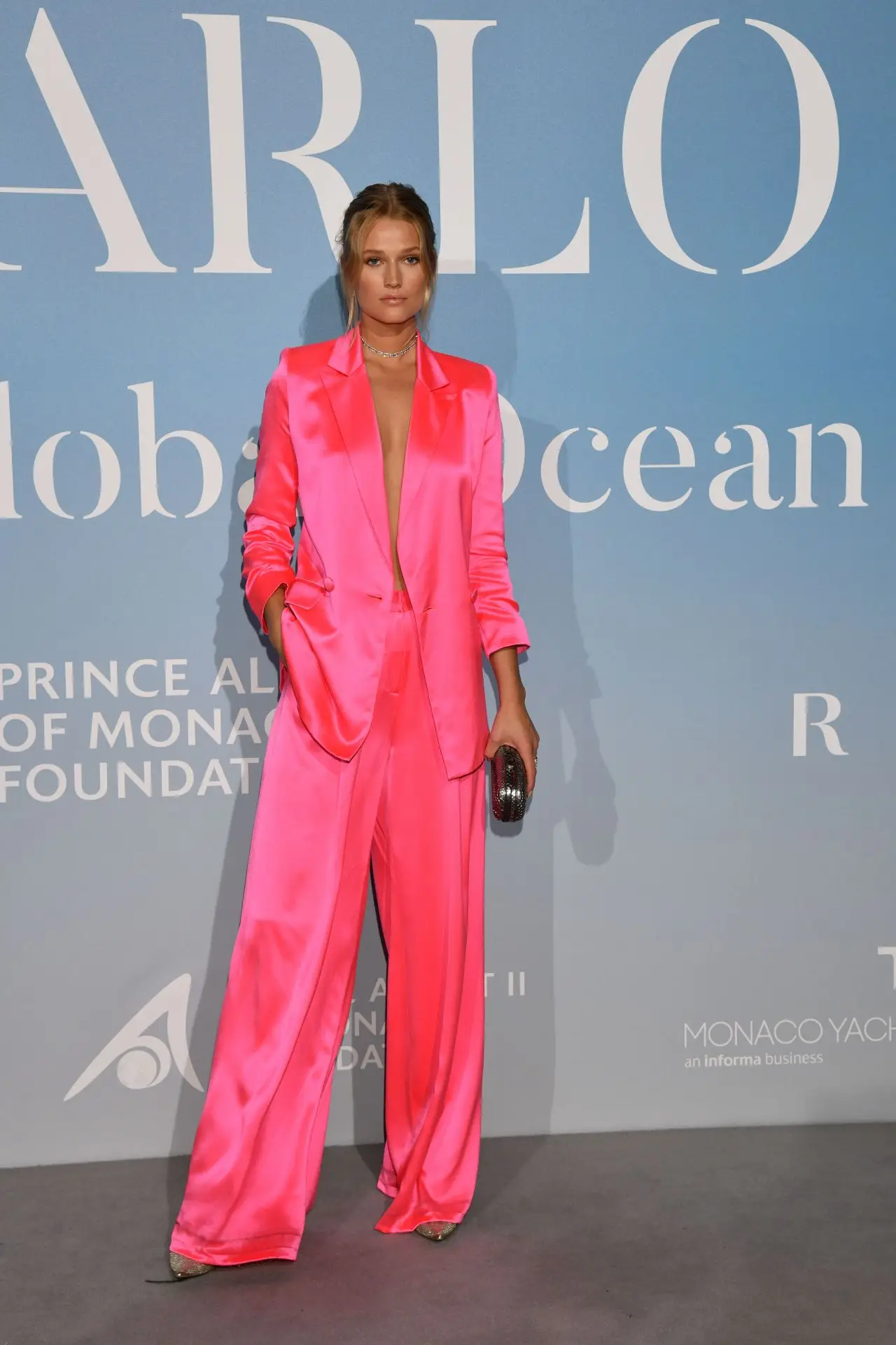 Toni Garrn Stills at Monte Carlo Gala for the Global Ocean 201802